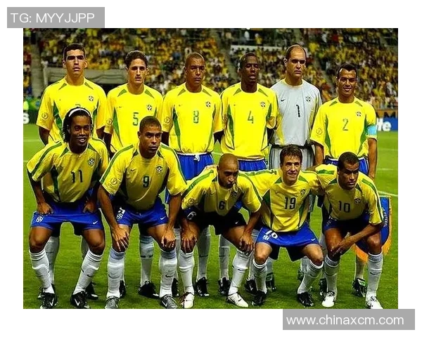 回顾1998年边路足球明星阵容及其辉煌表现分析