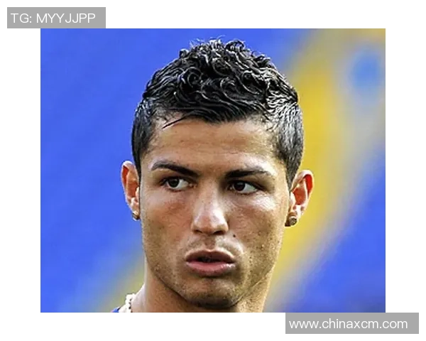 足球明星退役后发型大变身揭秘从绿茵场到时尚潮流的转变之路